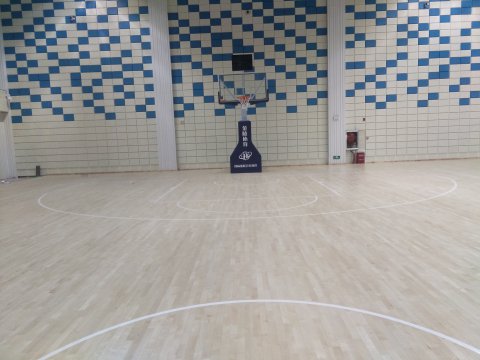 體育館運動木地板翻新，省錢又省力