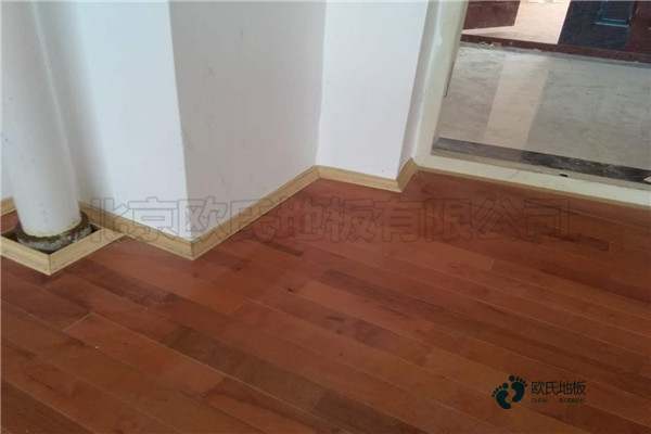 購(gòu)買籃球場(chǎng)地木地板品牌哪個(gè)好3